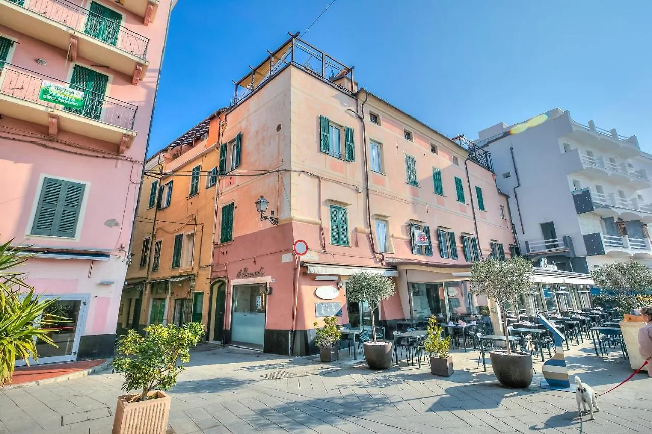 Goccia Di Mare 50M From The Sea - Happy Rentals Alassio Apartment